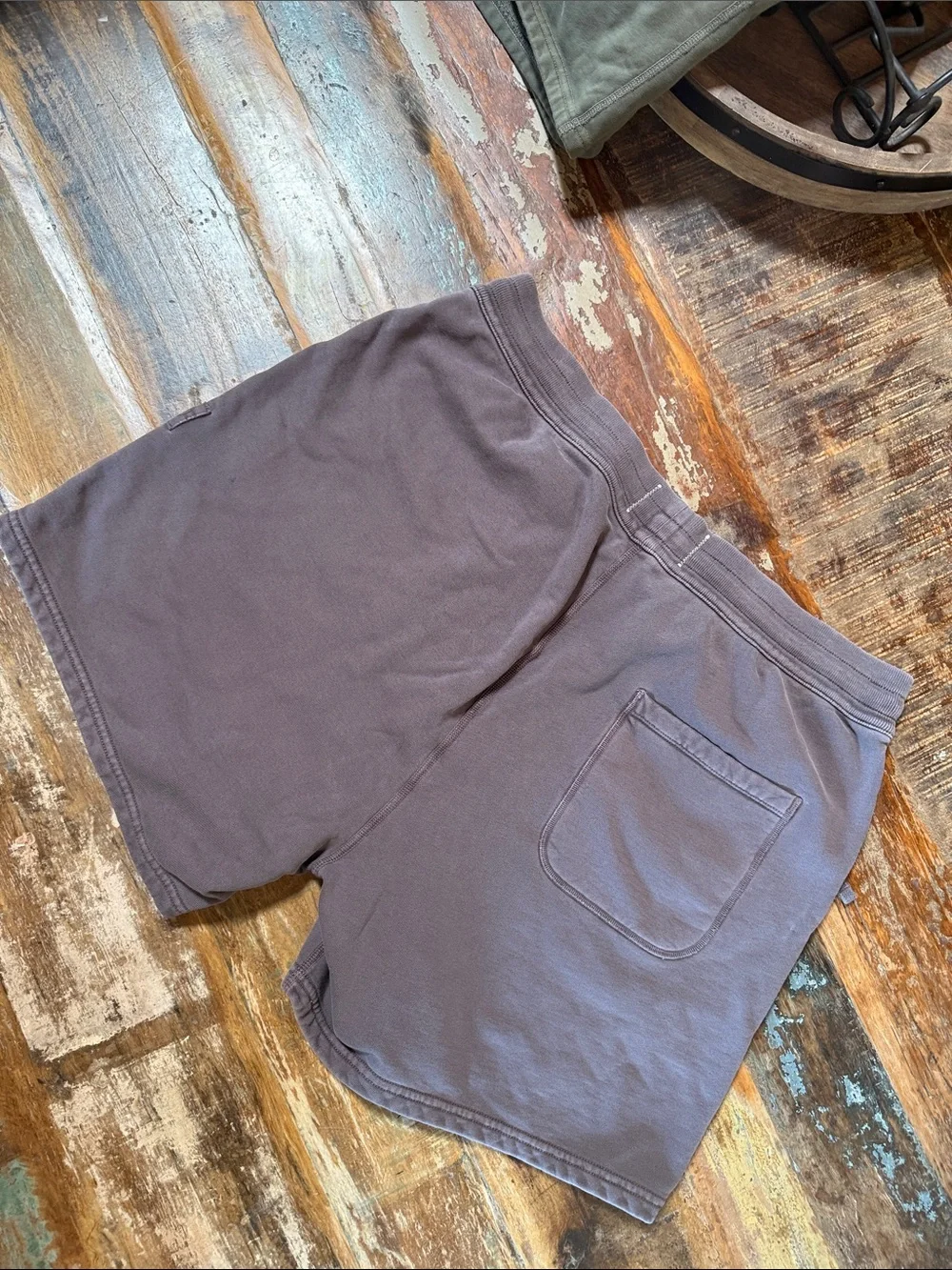 Men’s Reigning Champ Terry Short in Faded Mauve- LIKE NEW!